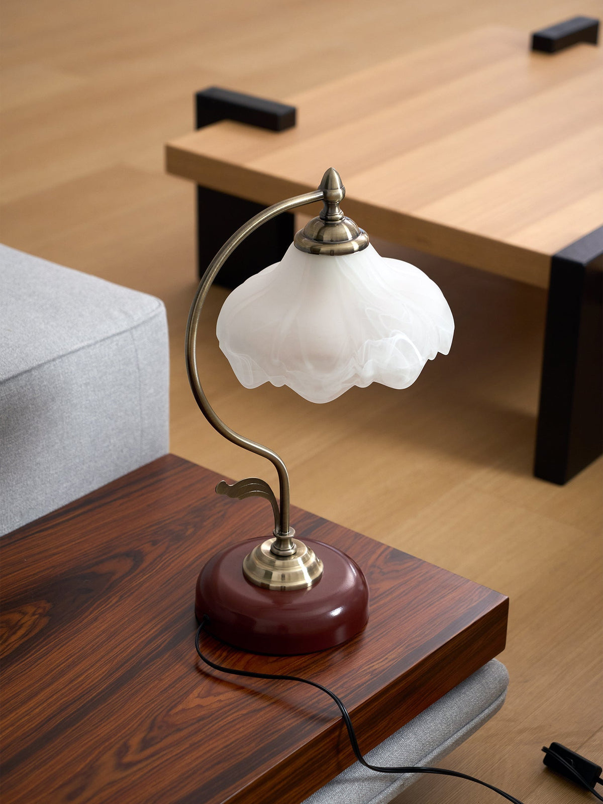 Velivise Retro Flower Table Lamp