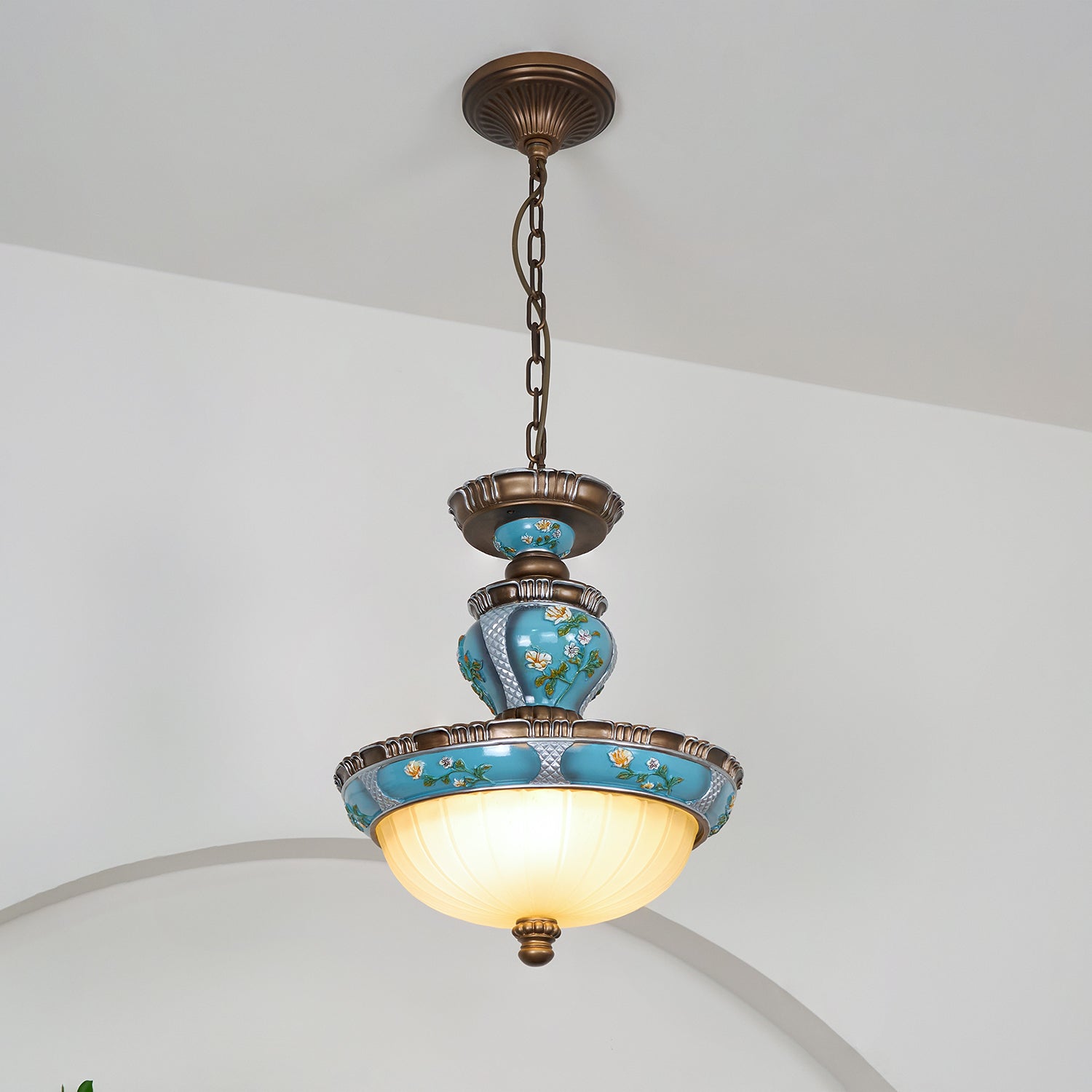 Galdo Retro Resin Pendant Light