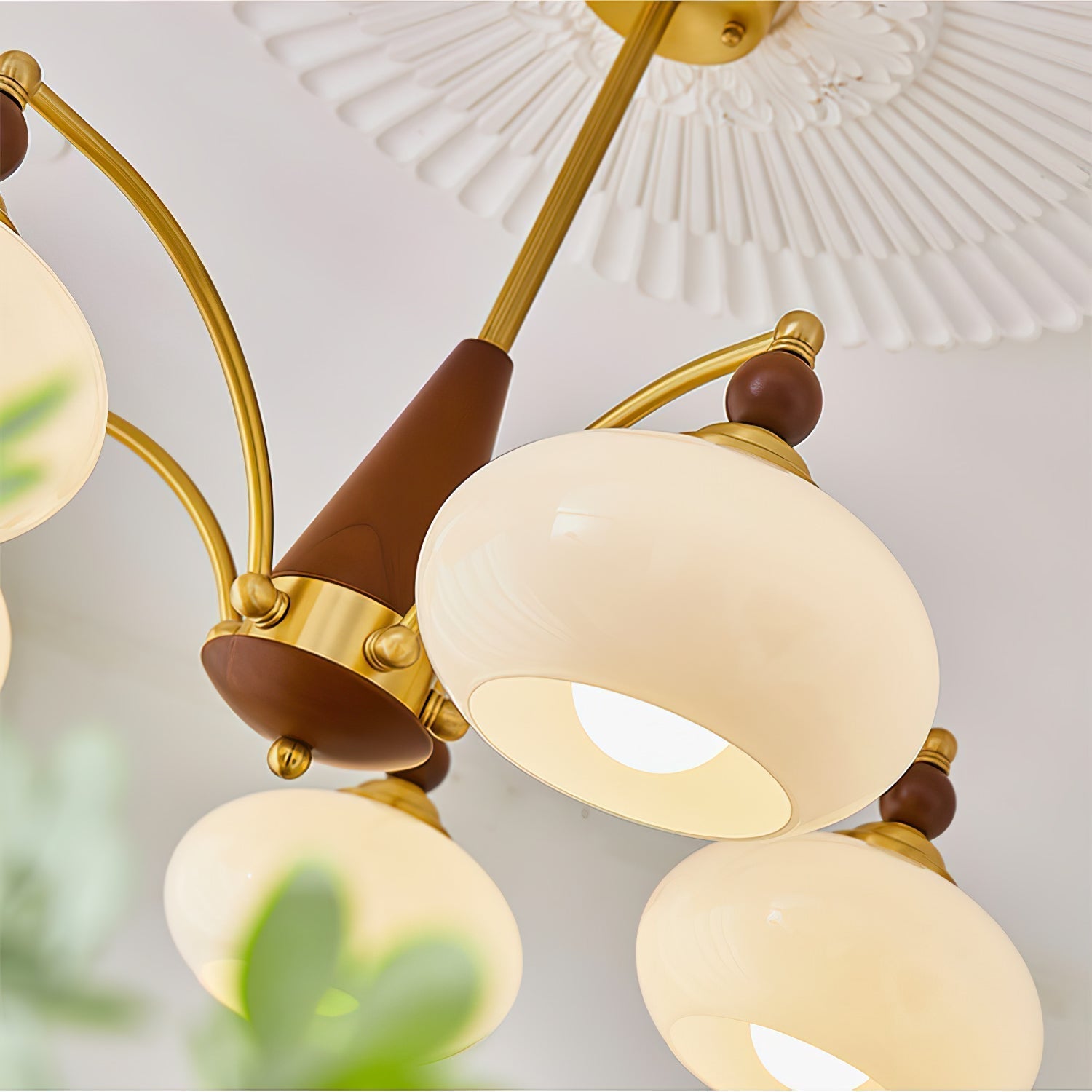 Vevely Pendant Lamp Retro Yellow Glass Brass