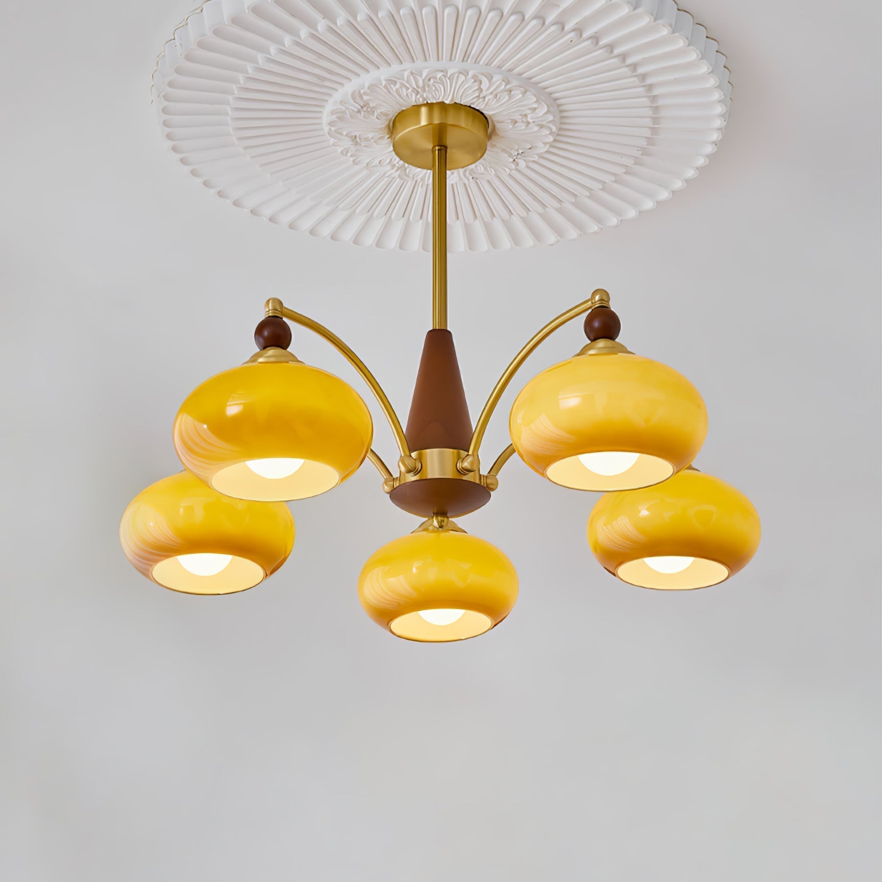 Vevely Pendant Lamp Retro Yellow Glass Brass