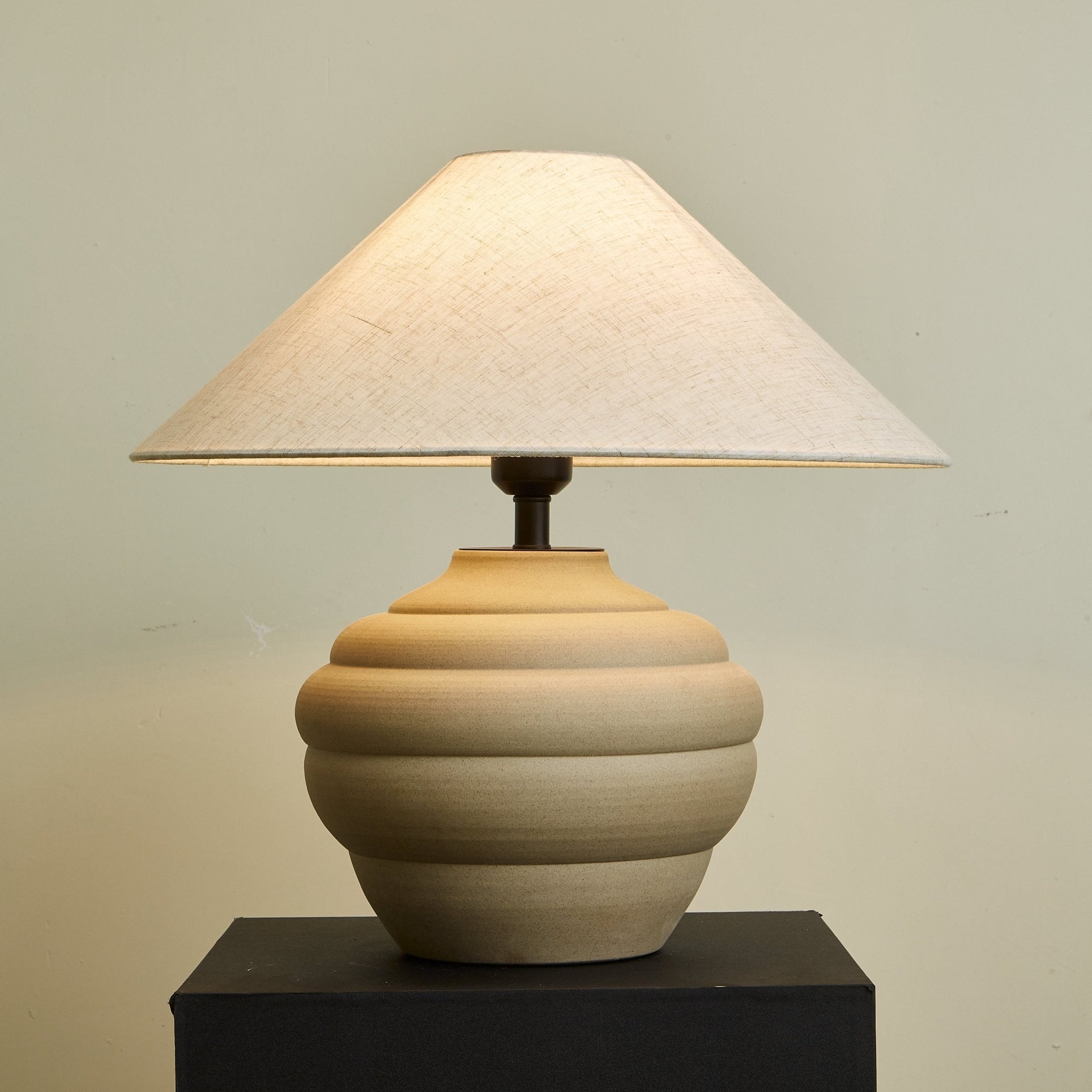 Sereno Ripple Clay Table Lamp