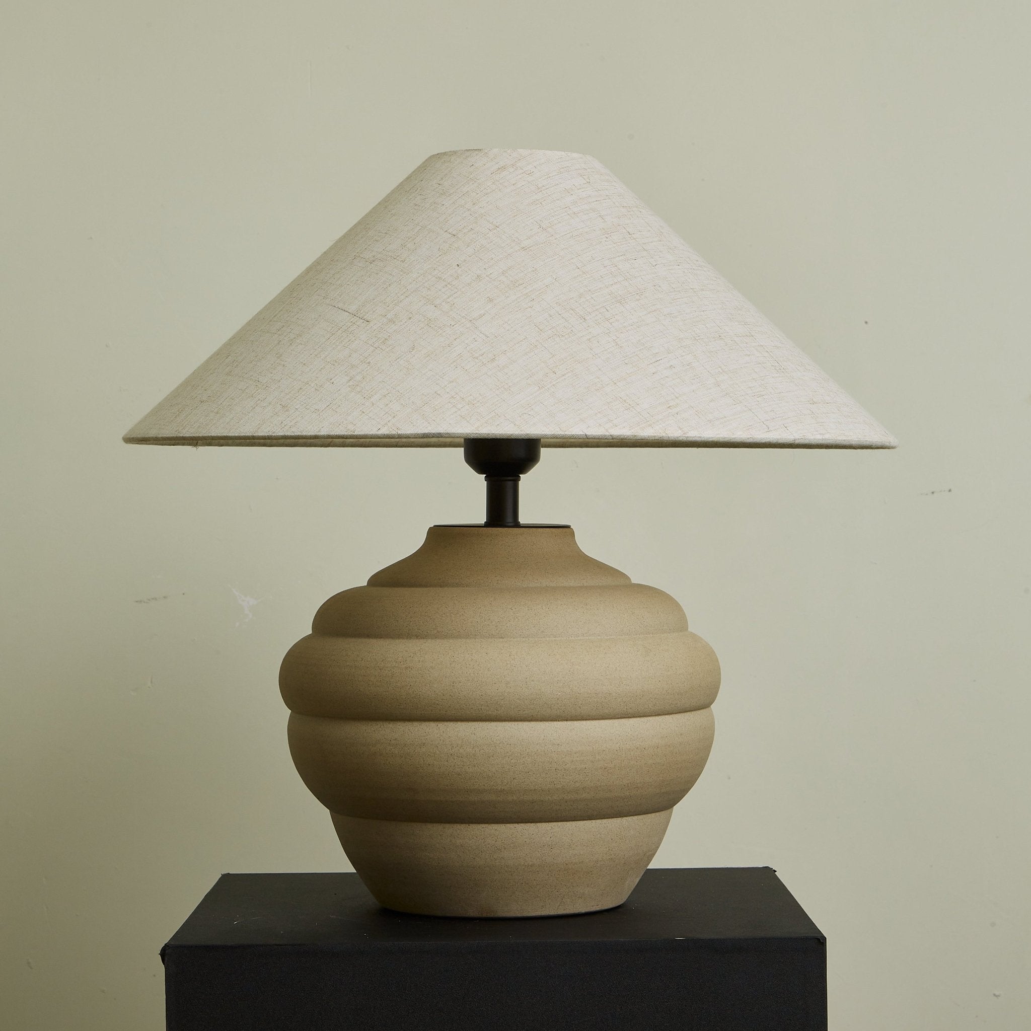 Sereno Ripple Clay Table Lamp