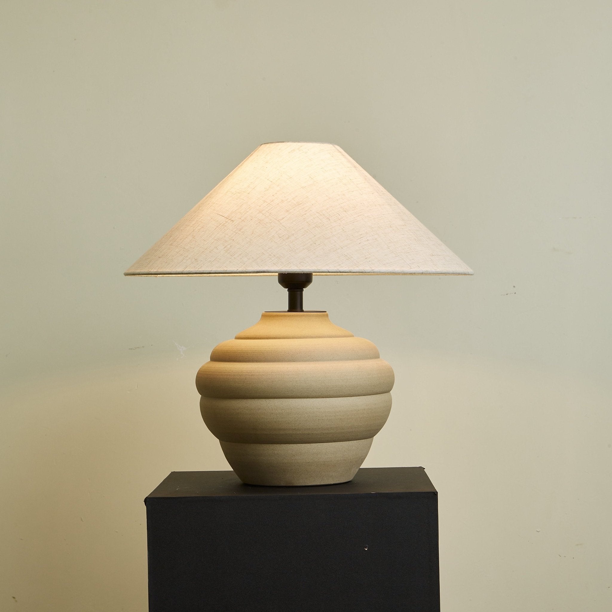 Sereno Ripple Clay Table Lamp