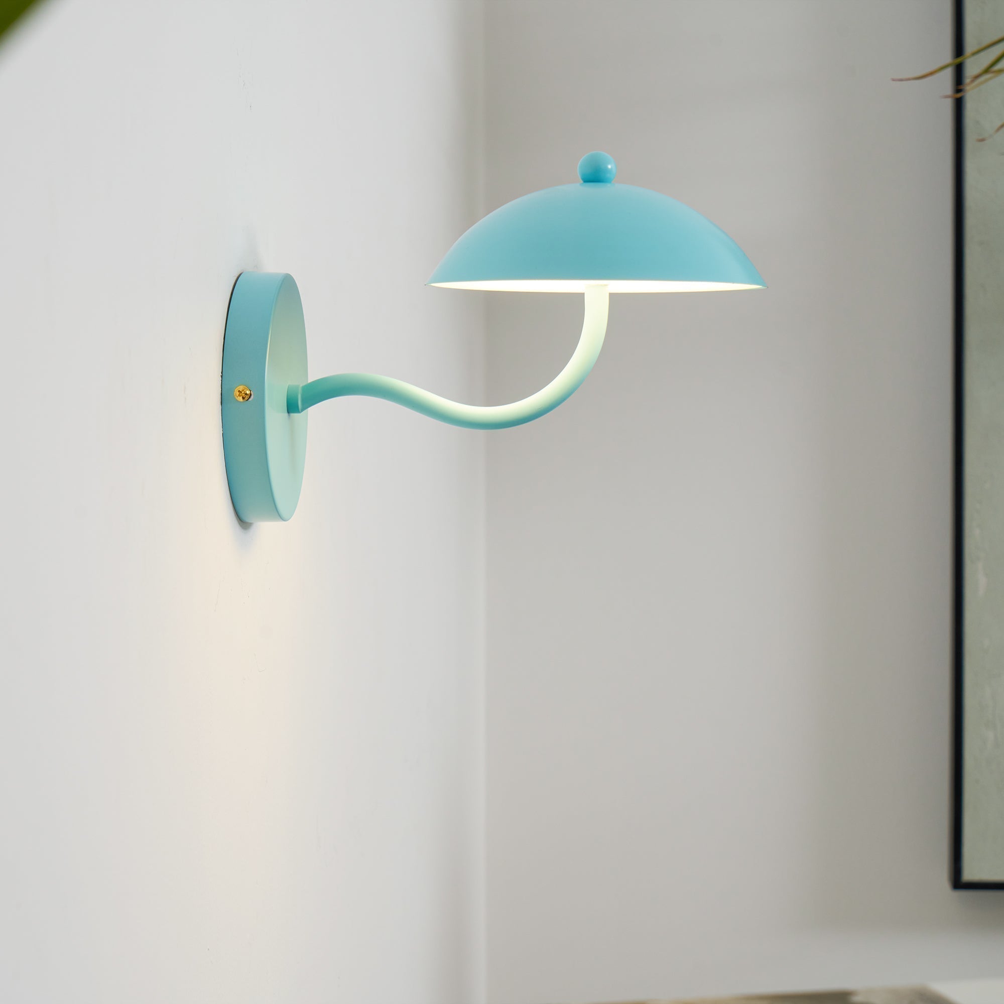 Noraaya Wall Lamp
