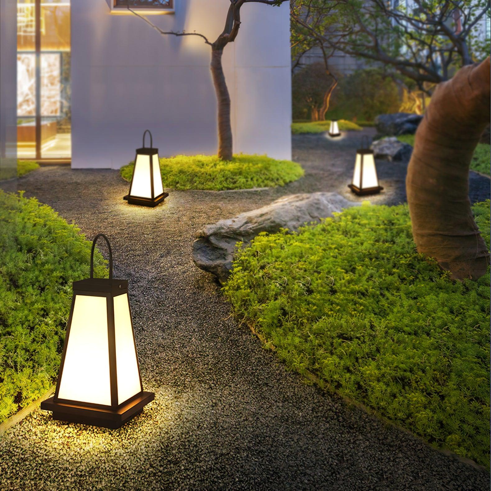 Cilo Minimalist Outdoor Light