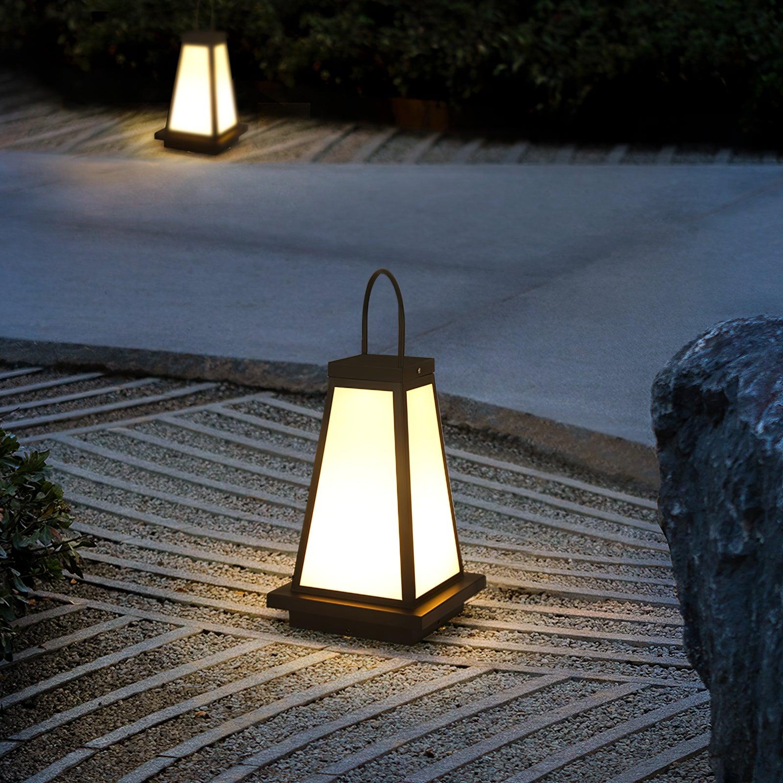 Cilo Minimalist Outdoor Light