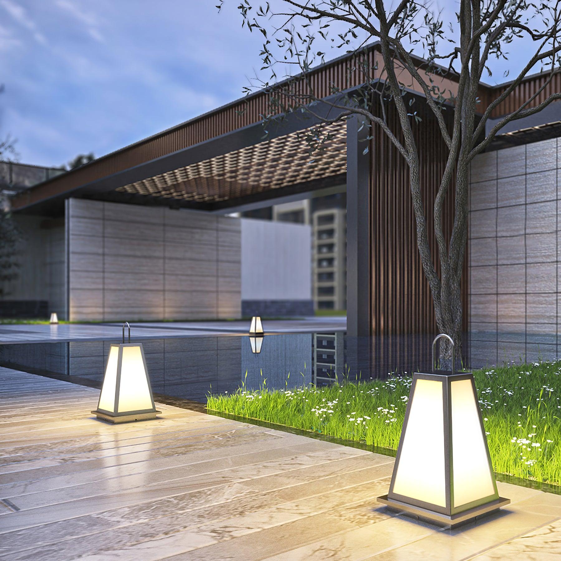 Cilo Minimalist Outdoor Light