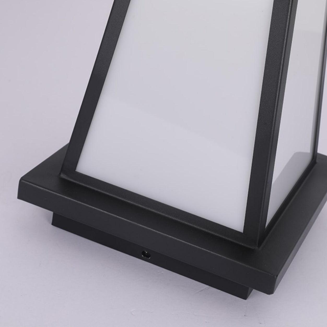 Cilo Minimalist Outdoor Light