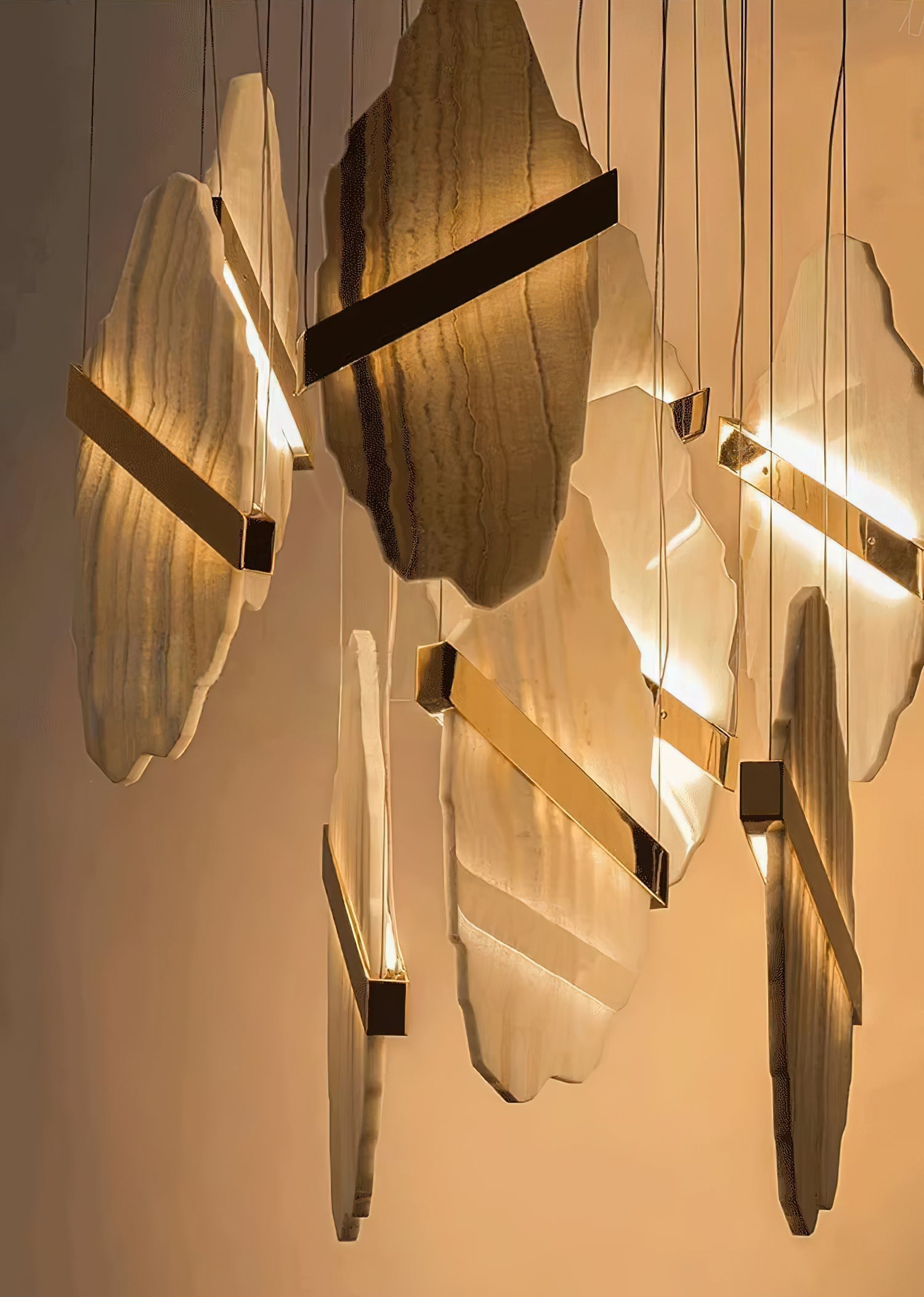 Viraelira Chandelier