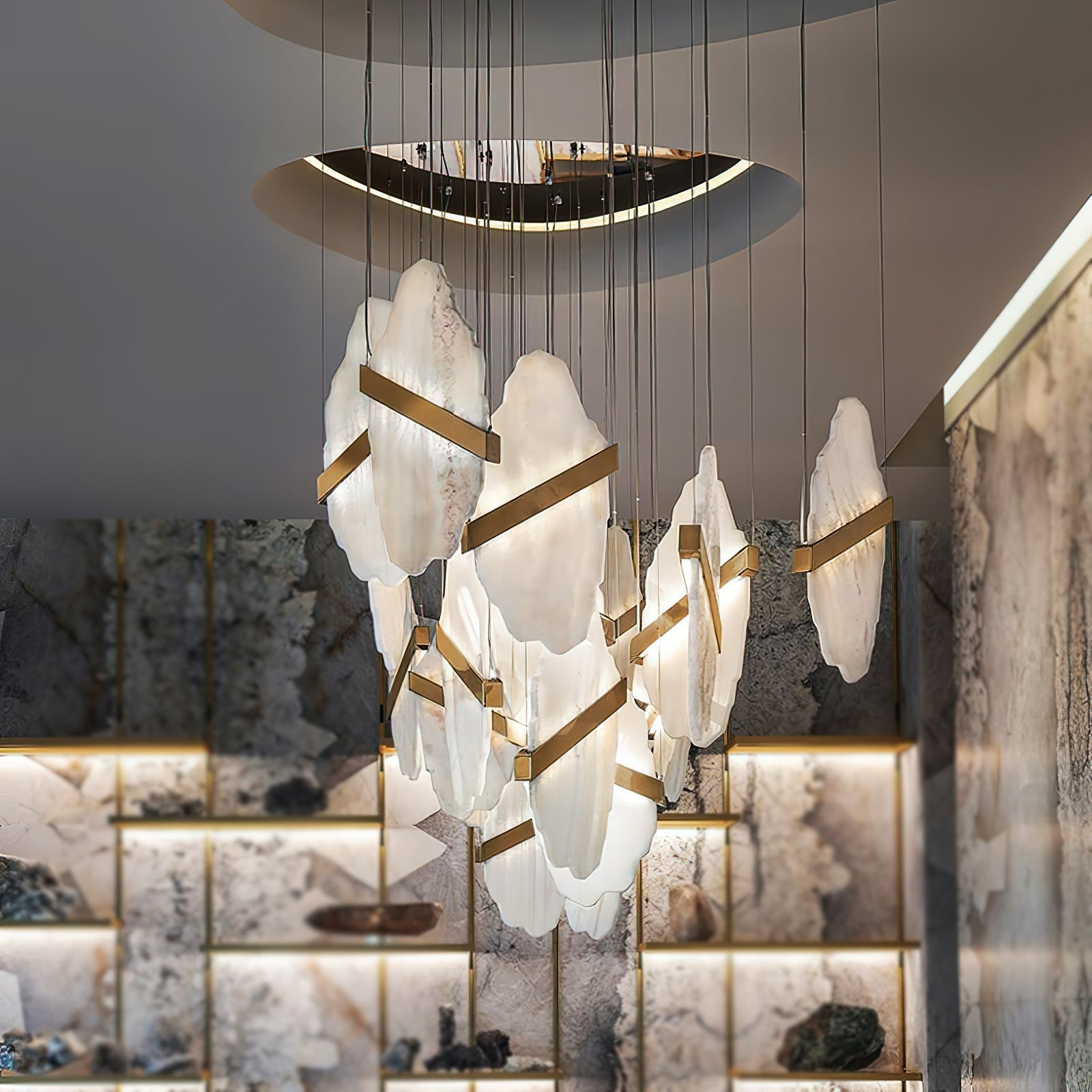 Viraelira Chandelier