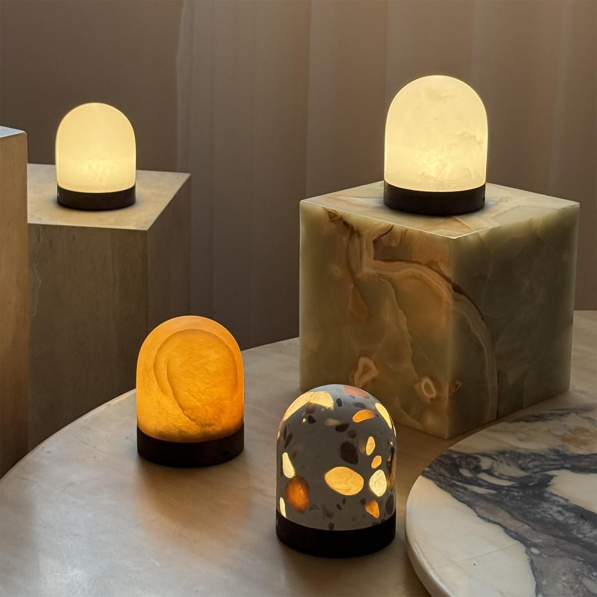 Pebbel Table Lamp