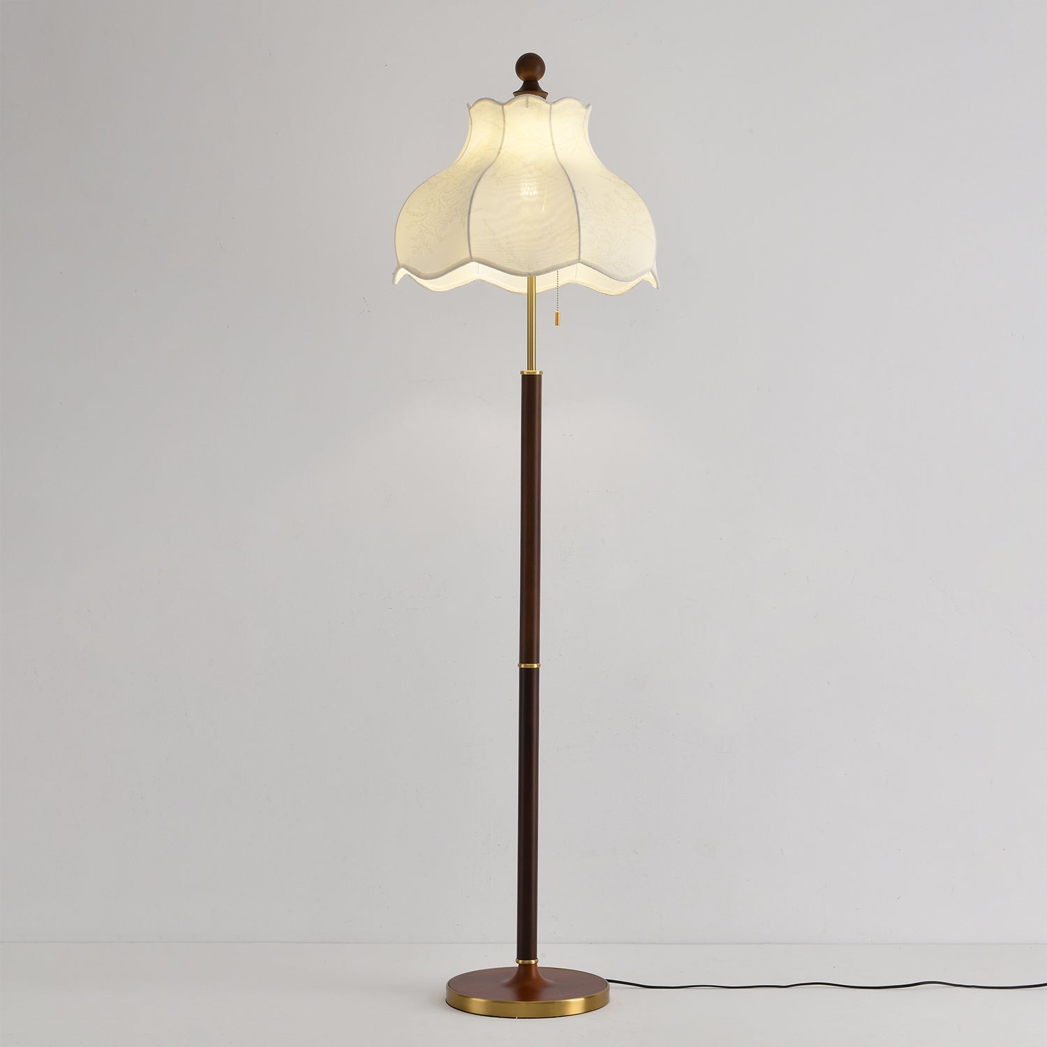 Tulfa Vintage Wood Floor Lamp