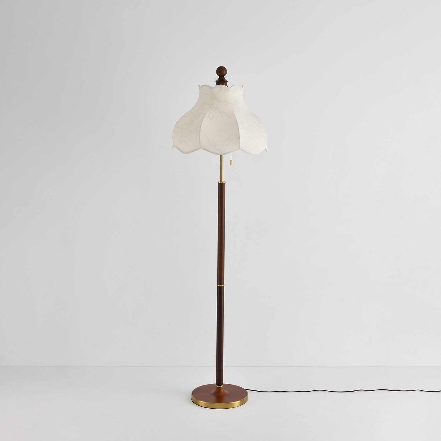 Tulfa Vintage Wood Floor Lamp