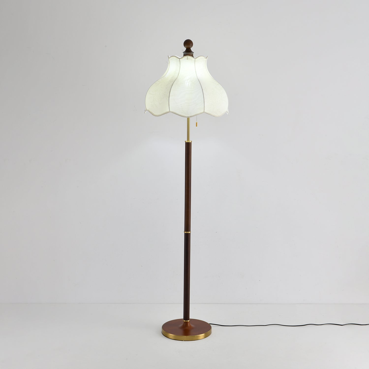 Tulfa Vintage Wood Floor Lamp