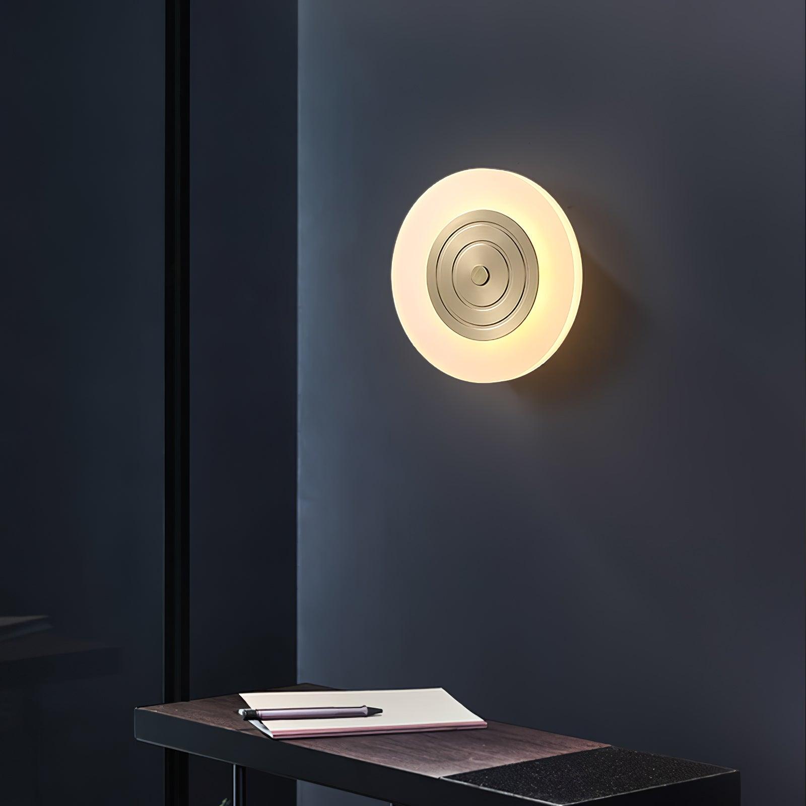 Pyrron Round Moon Wall Lamp