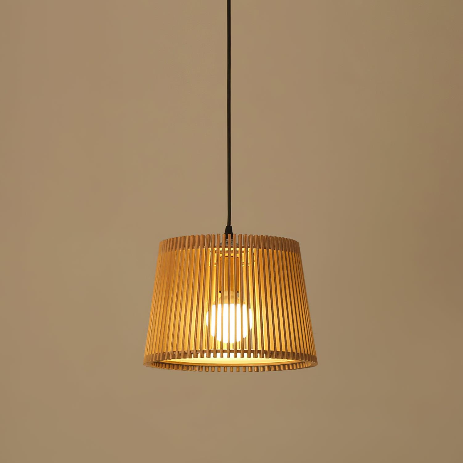 Clou Wood Retro Pendant Lamp
