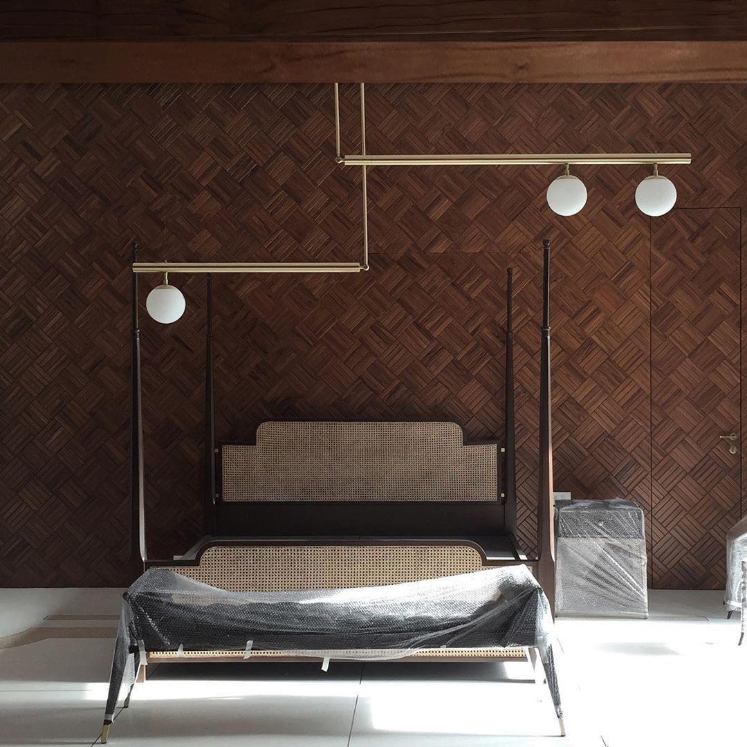 Estix Pendant Lamp Brass Linear Satellite Minimalist