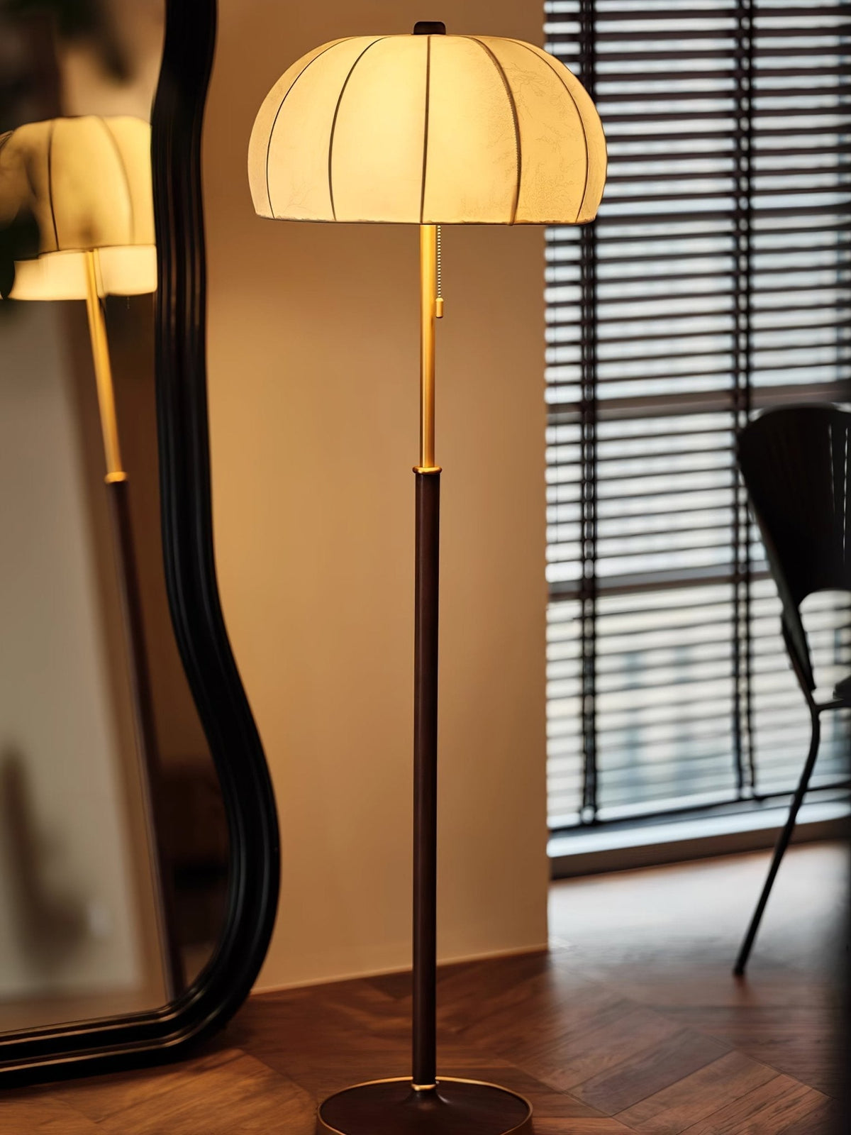 Cularo Fabric Wood Floor Lamp