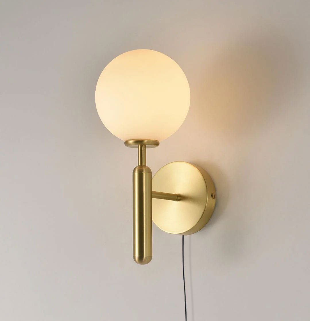 Calisiella Wall Light