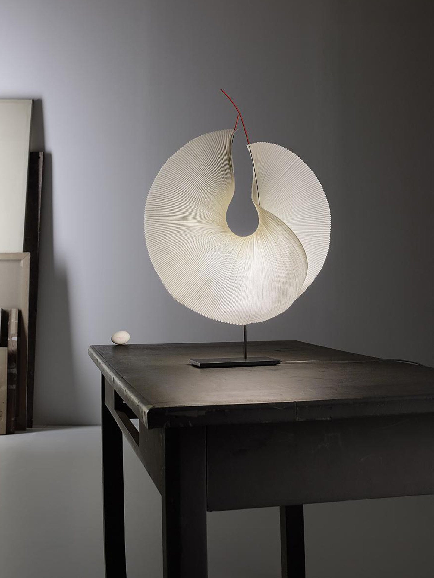 Piaenina Pleated Paper Lamp