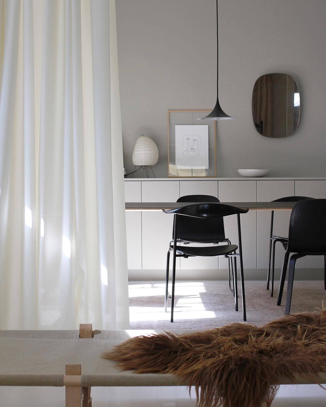Lioreina Swag Pendant Light