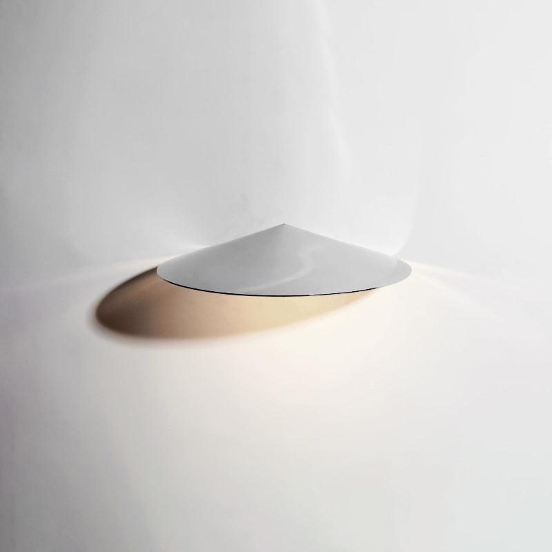 Elaeielle Wall Lamp