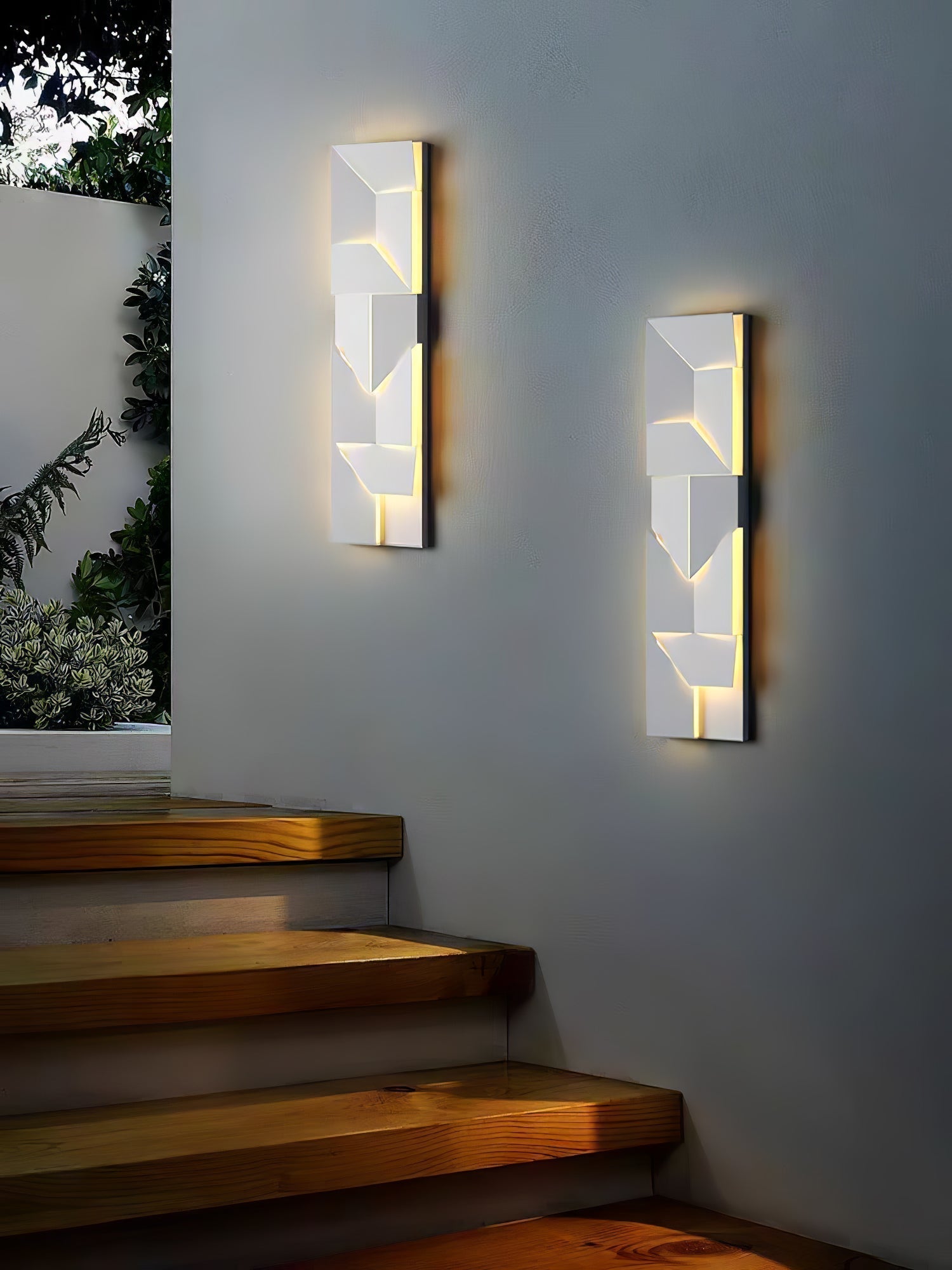 Arthaen Shadows Grand Sconce Wall lamp