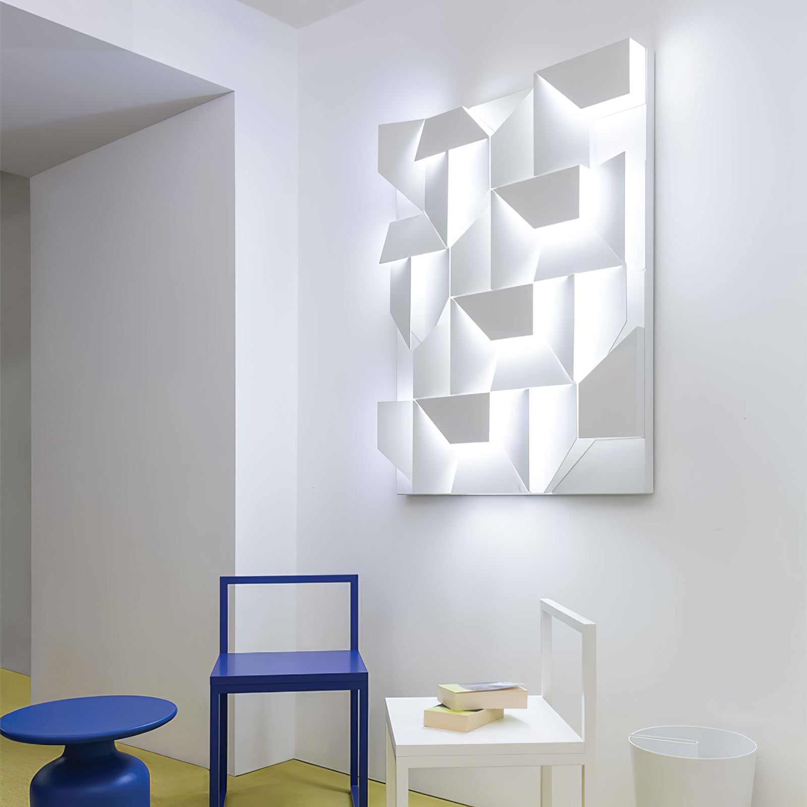 Arthaen Shadows Grand Sconce Wall lamp