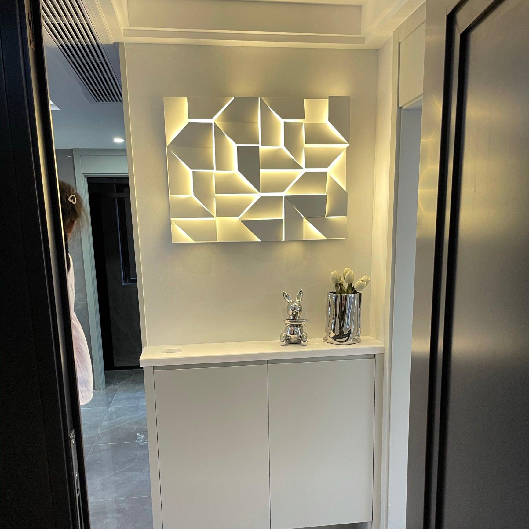 Arthaen Shadows Grand Sconce Wall lamp