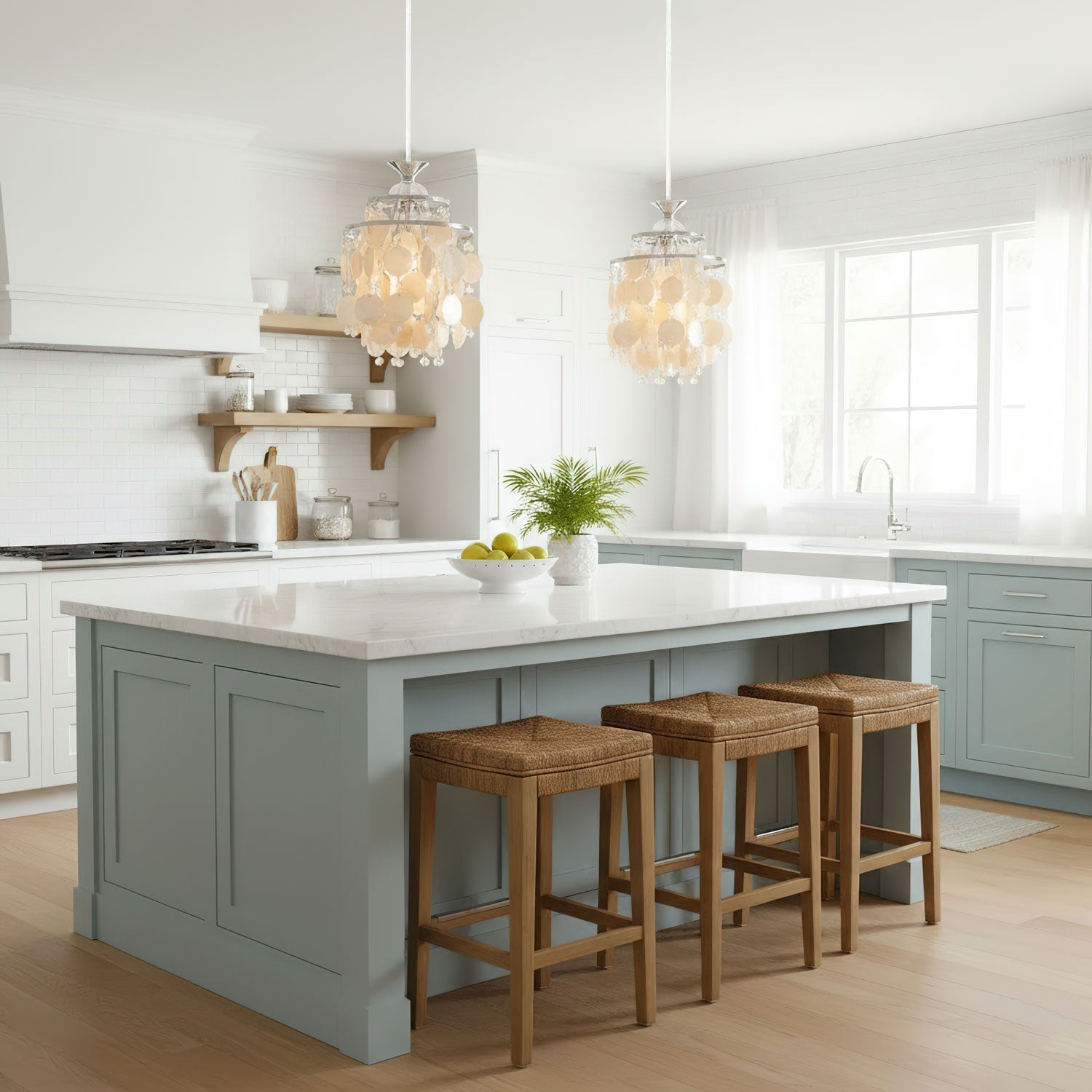 Shell Disc Pendant Light