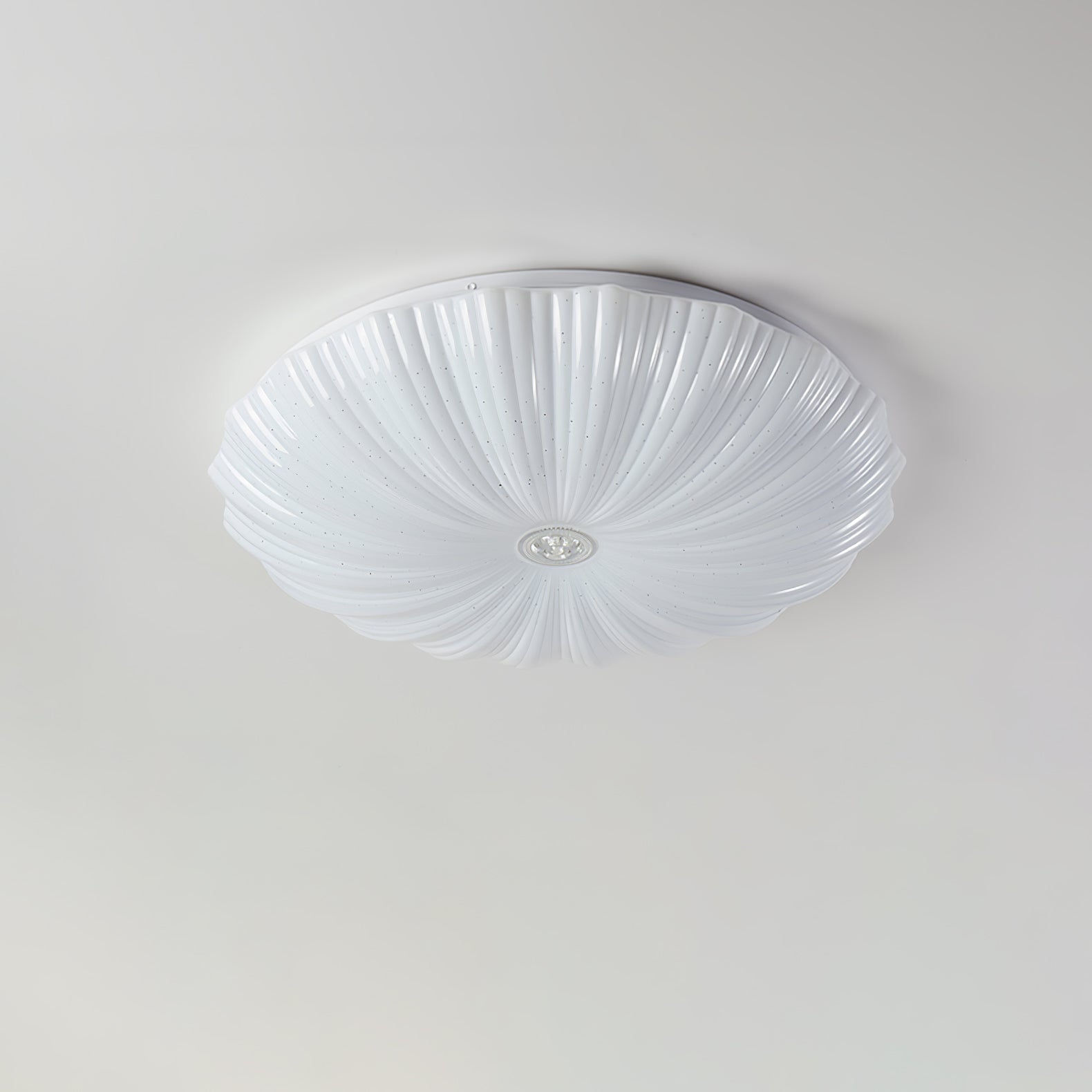 Maraira Nordic Art Shell Round Ceiling Lamp