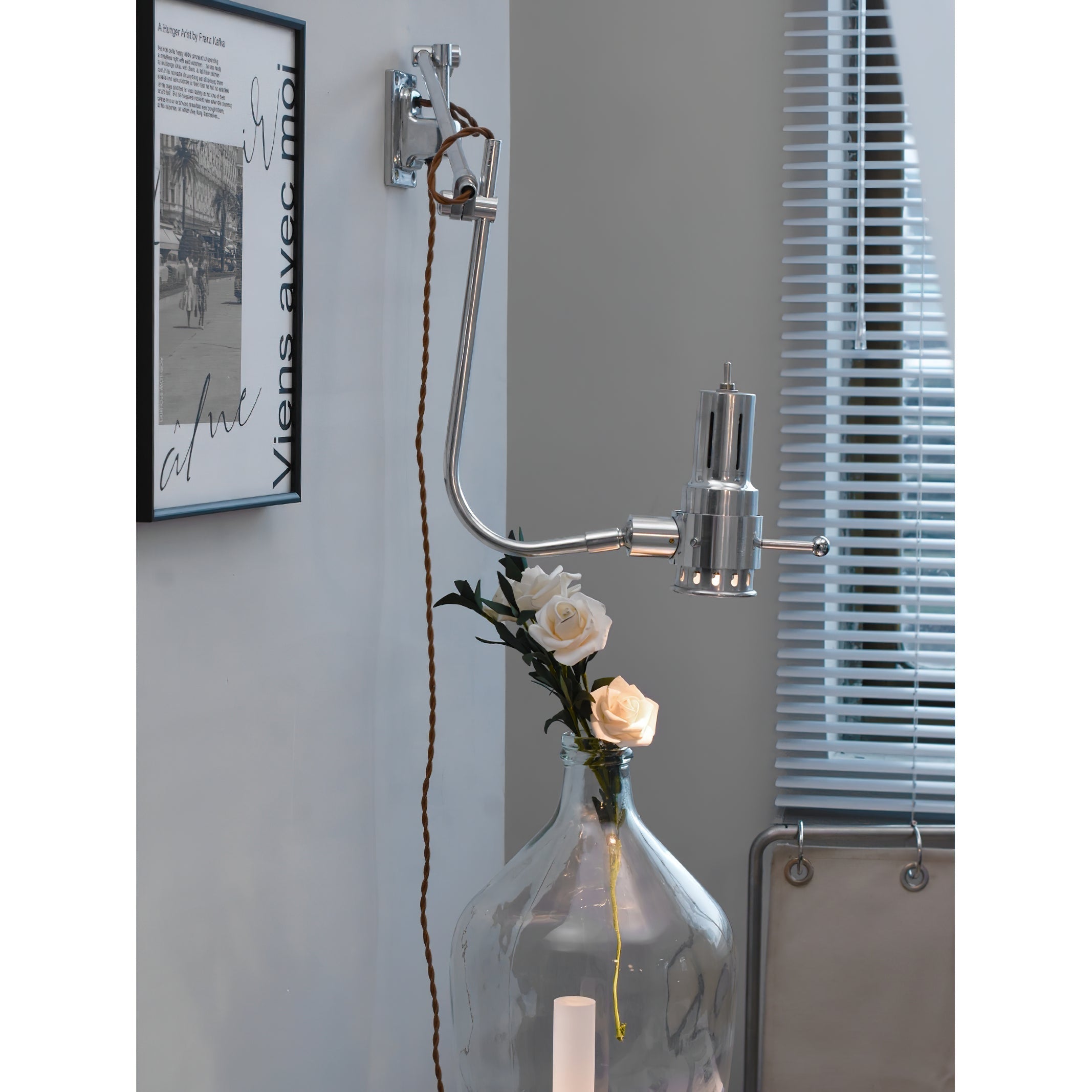 Viraiira Wall Lamp