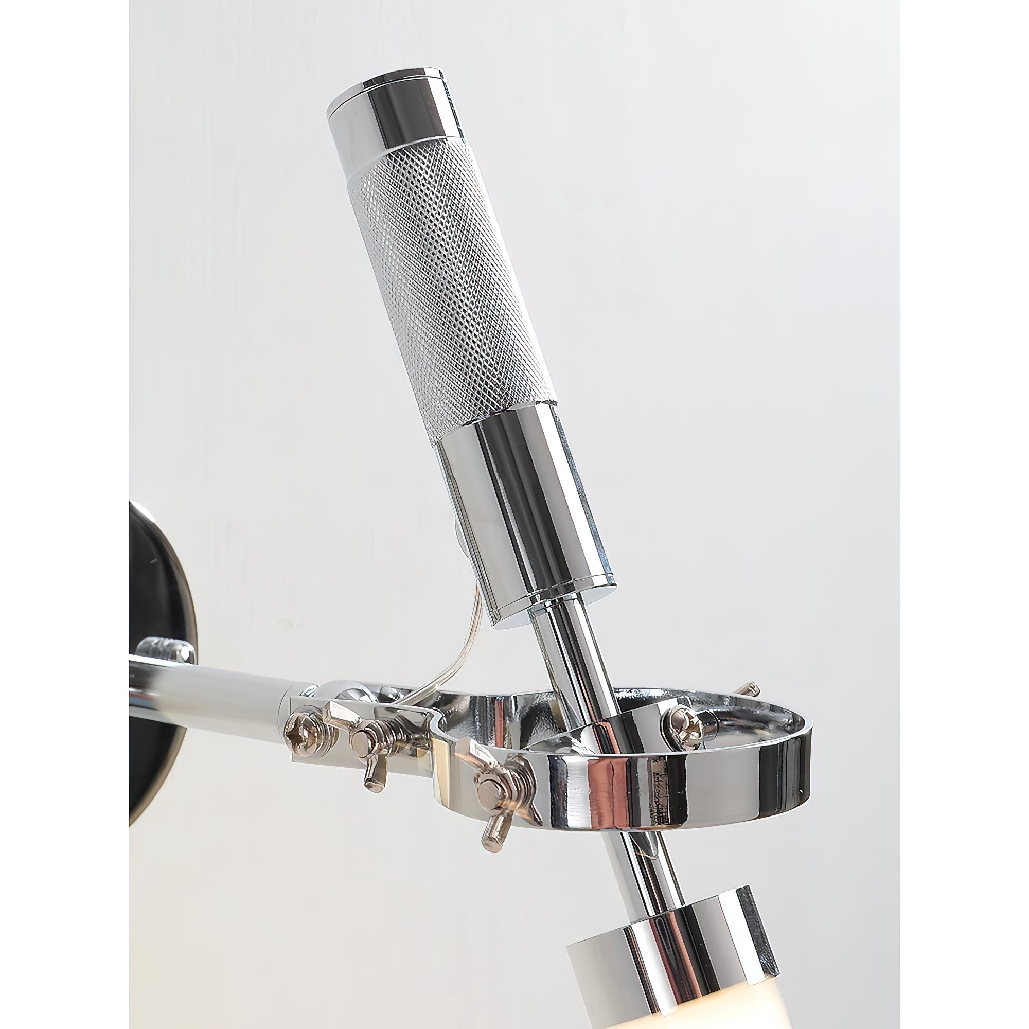 Velerelle Wall Lamp