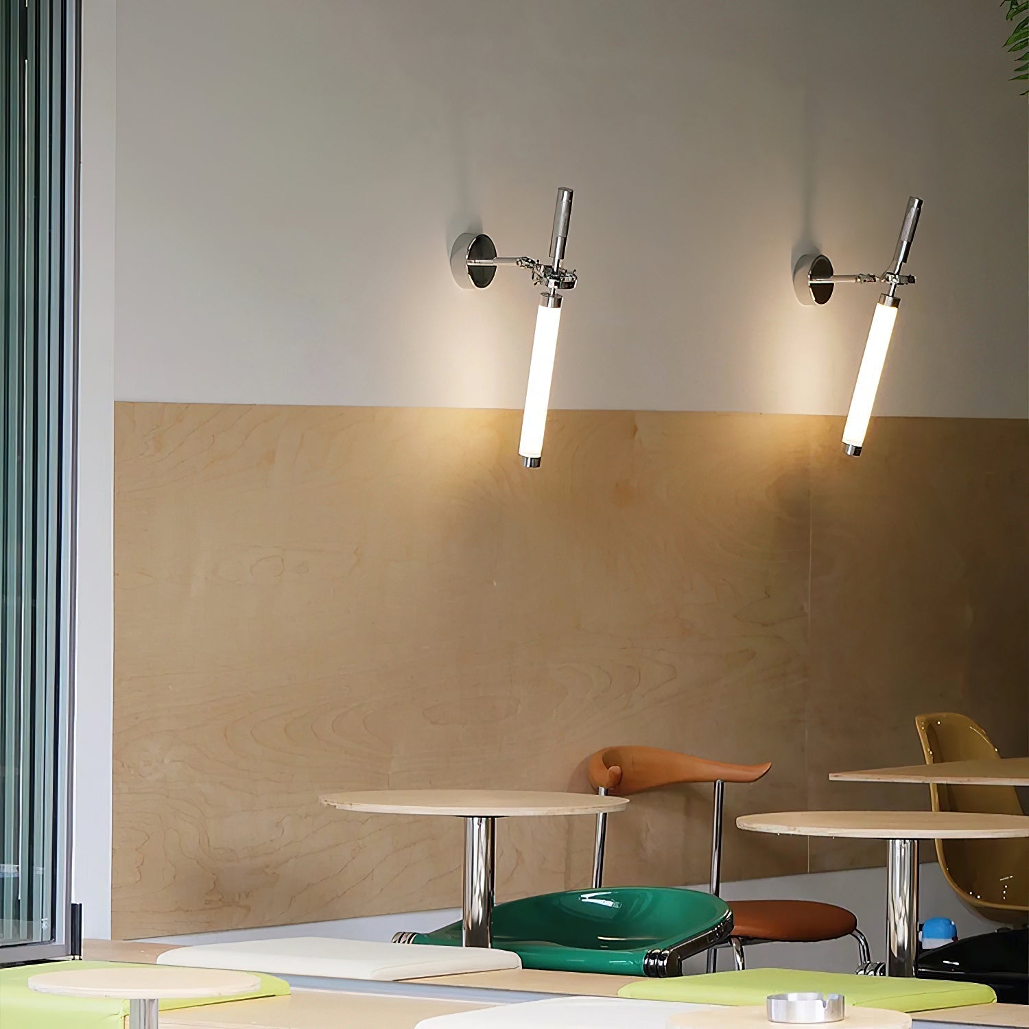 Velerelle Wall Lamp