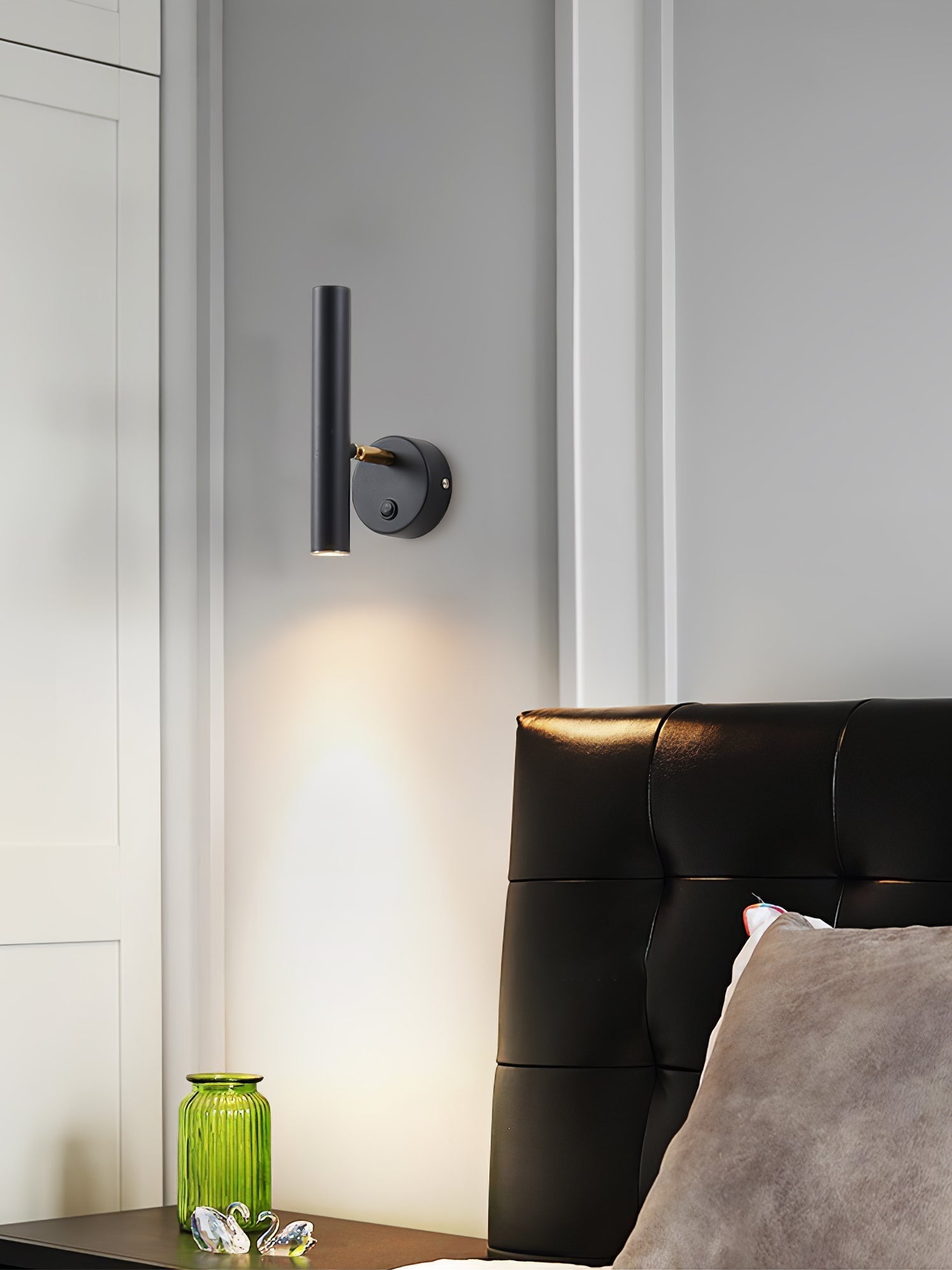 Aurel Modern Minimalist Adjustable Wall Lamp