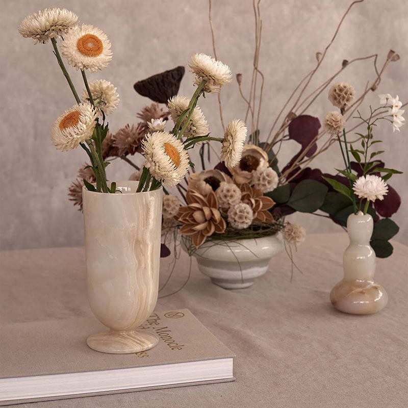 Ciranaine Small Jade Vase