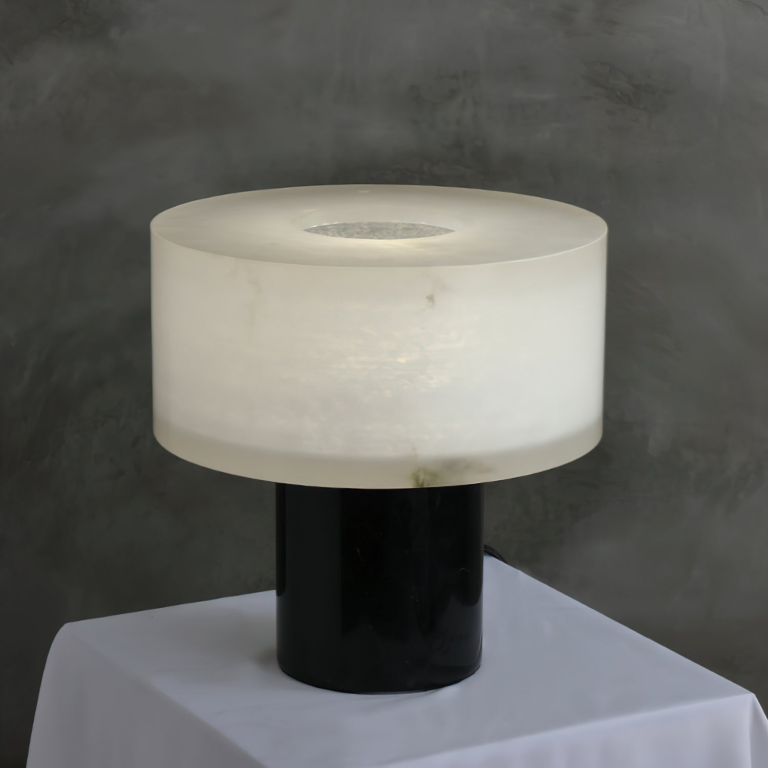 Noriseria Table Lamp