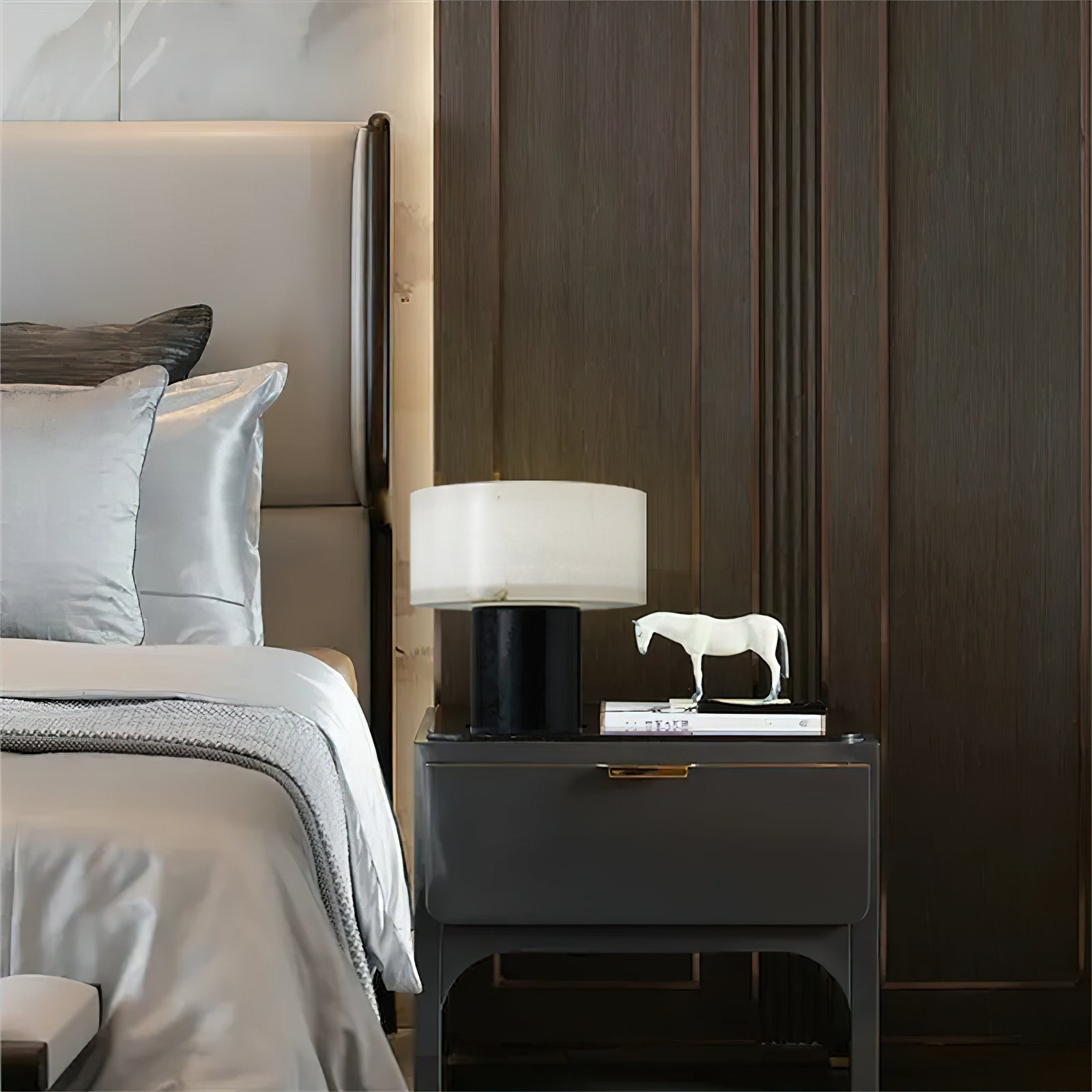 Noriseria Table Lamp