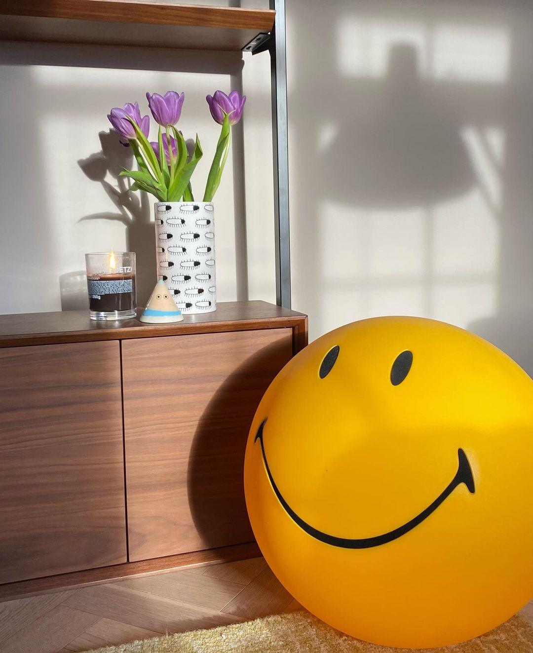 Rymt Plastic Whimsical Table Lamp