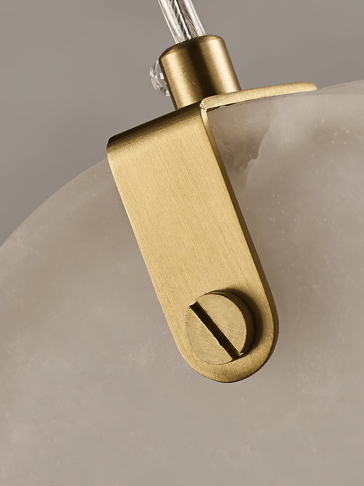 Nivaine Alabaster Pendant Light