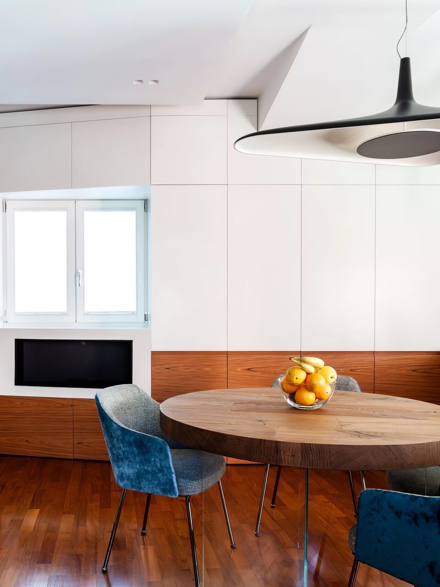 Noctis Soleil Noir Pendant Lamp