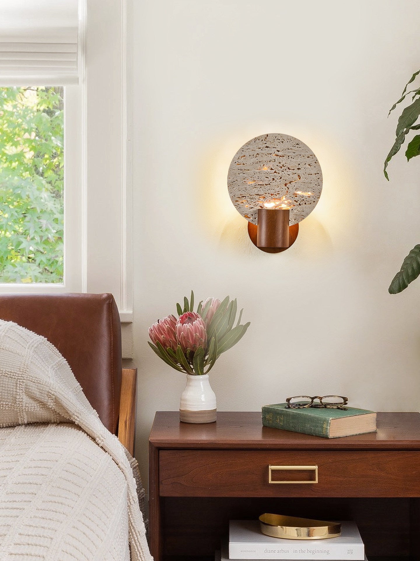 Taveiella Travertine Round Wall Light