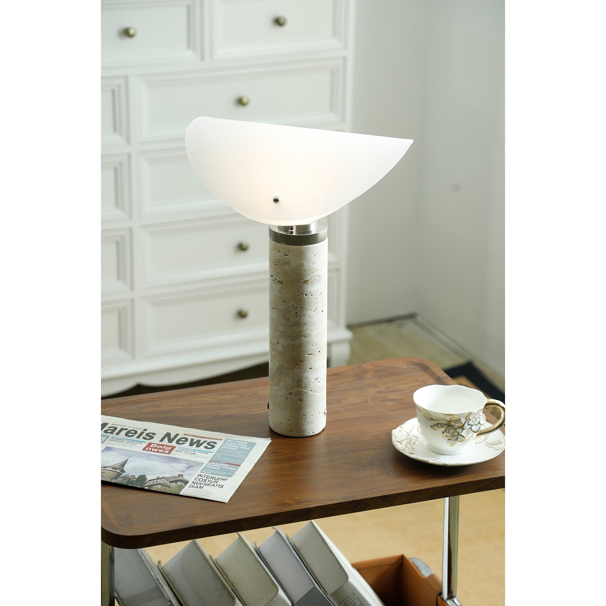 Lioraraine Table Lamp