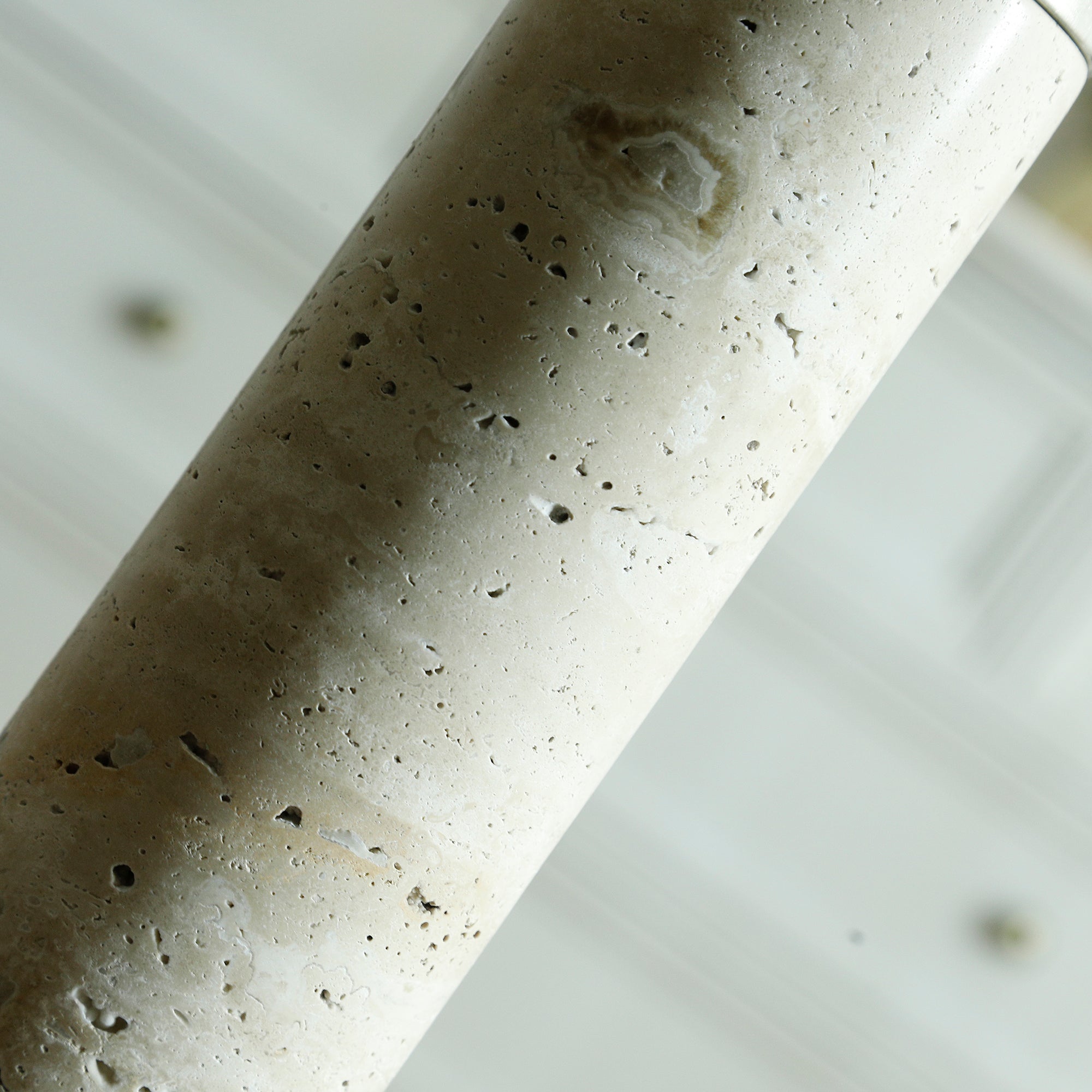 Lioraraine Table Lamp