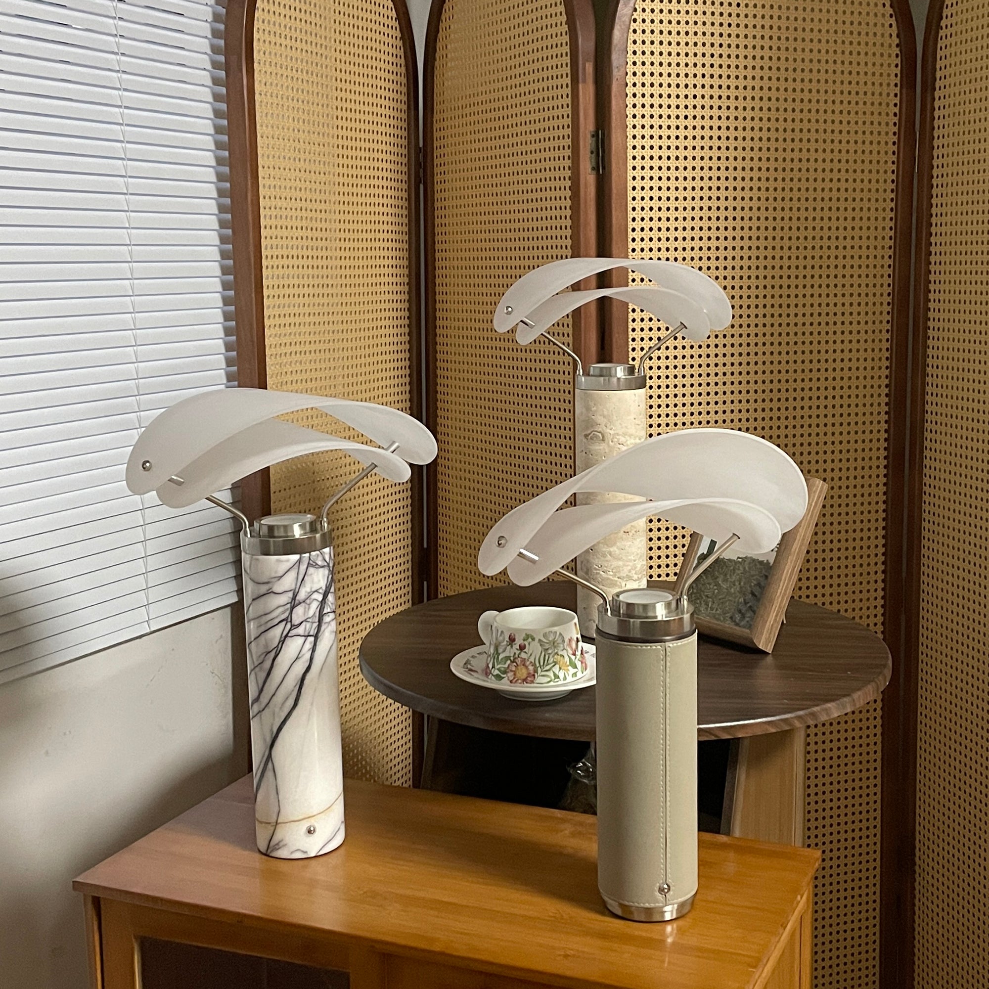 Lioraraine Table Lamp