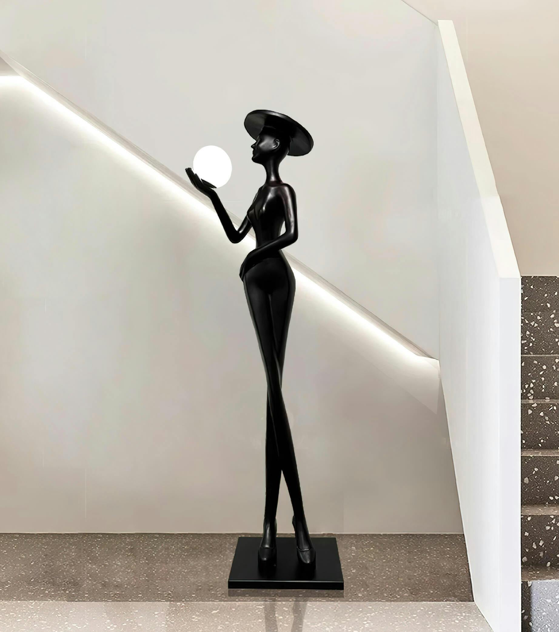 Zevinen Elegant Black Floor Lamp