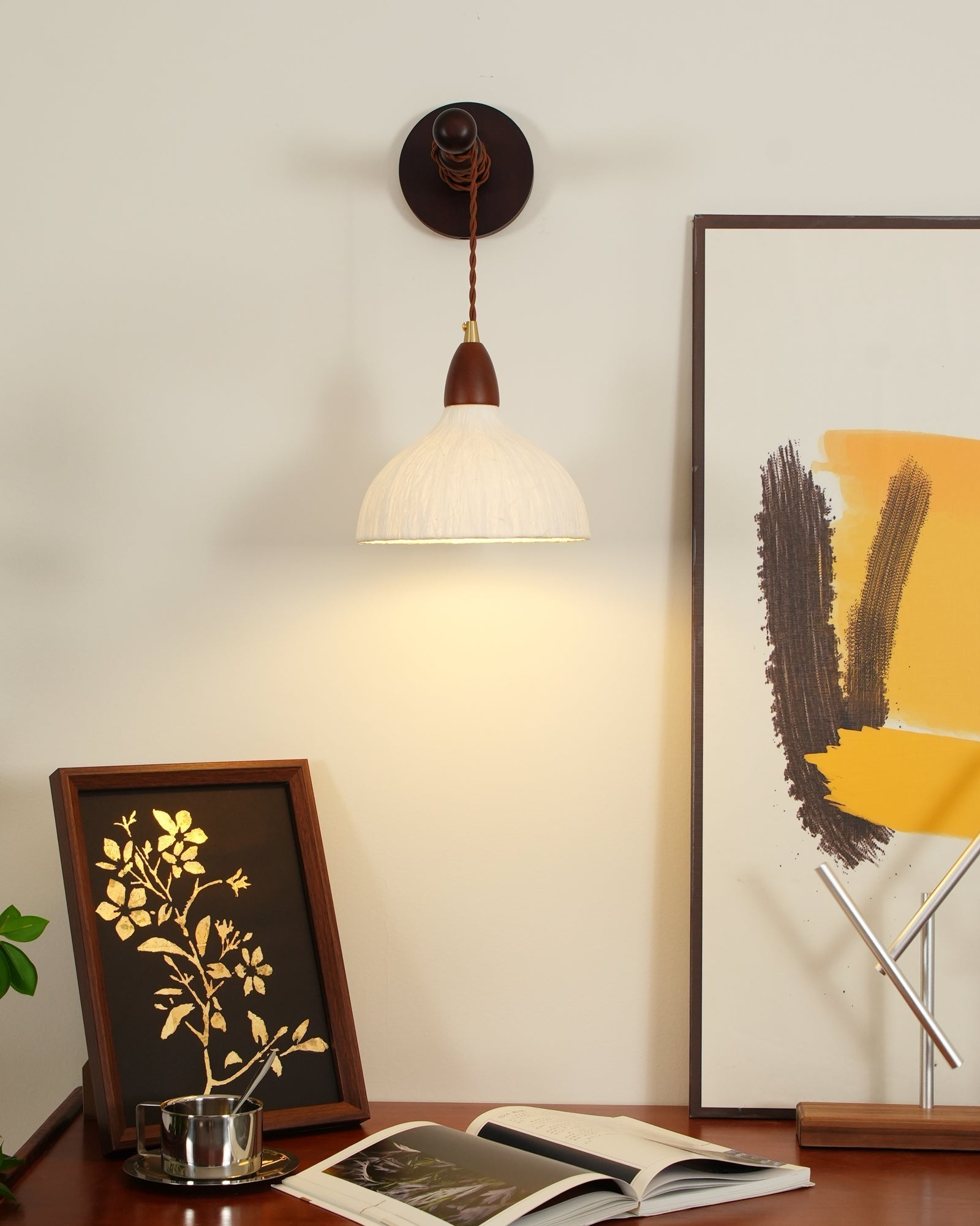 Vitheos Elegance Natural Walnut Wood Wall Lamp