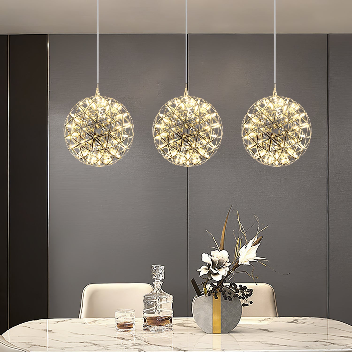 Sylvarin Gold Spark Ball Pendant Light
