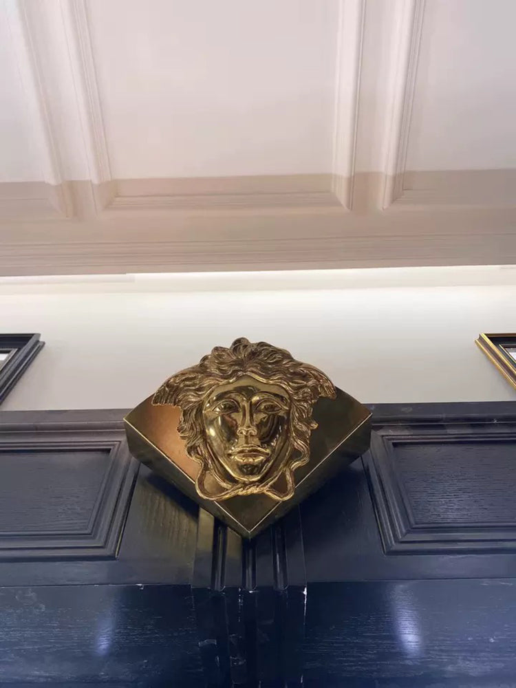 Sphinx Brass Wall Lamp