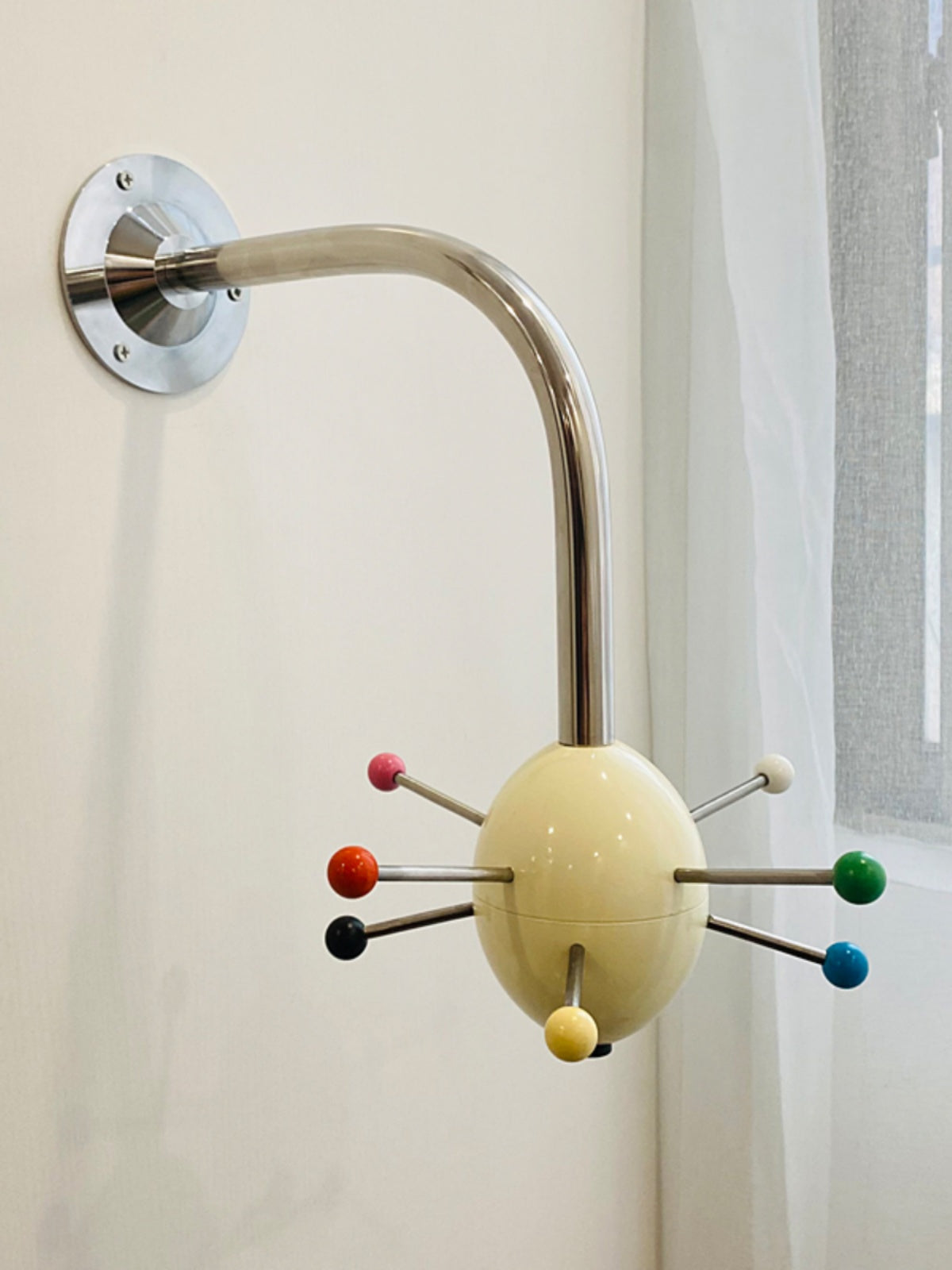 Avenivian Orbit Coat Rack